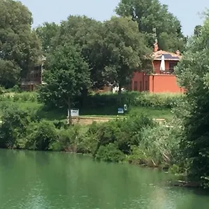 Bed & Breakfast Hole6