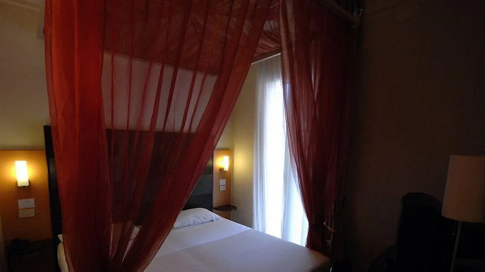 Hotel Hamiltown Cattolica 3*,  Italy