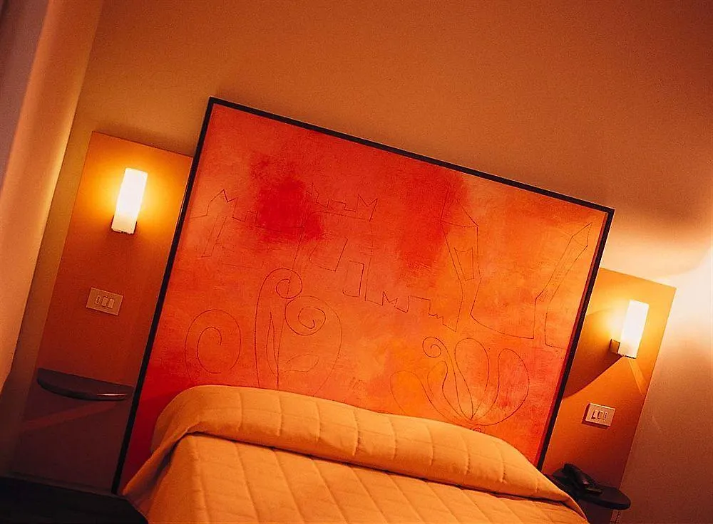 Hotel Hamiltown Cattolica 3*,  Italy